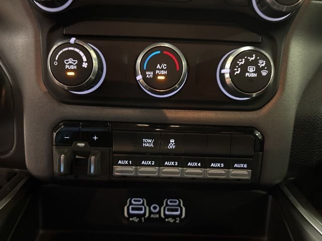 Used 2022 RAM 3500 Big Horn w/ Level 1 Equipment Group AWD/4WD image 21