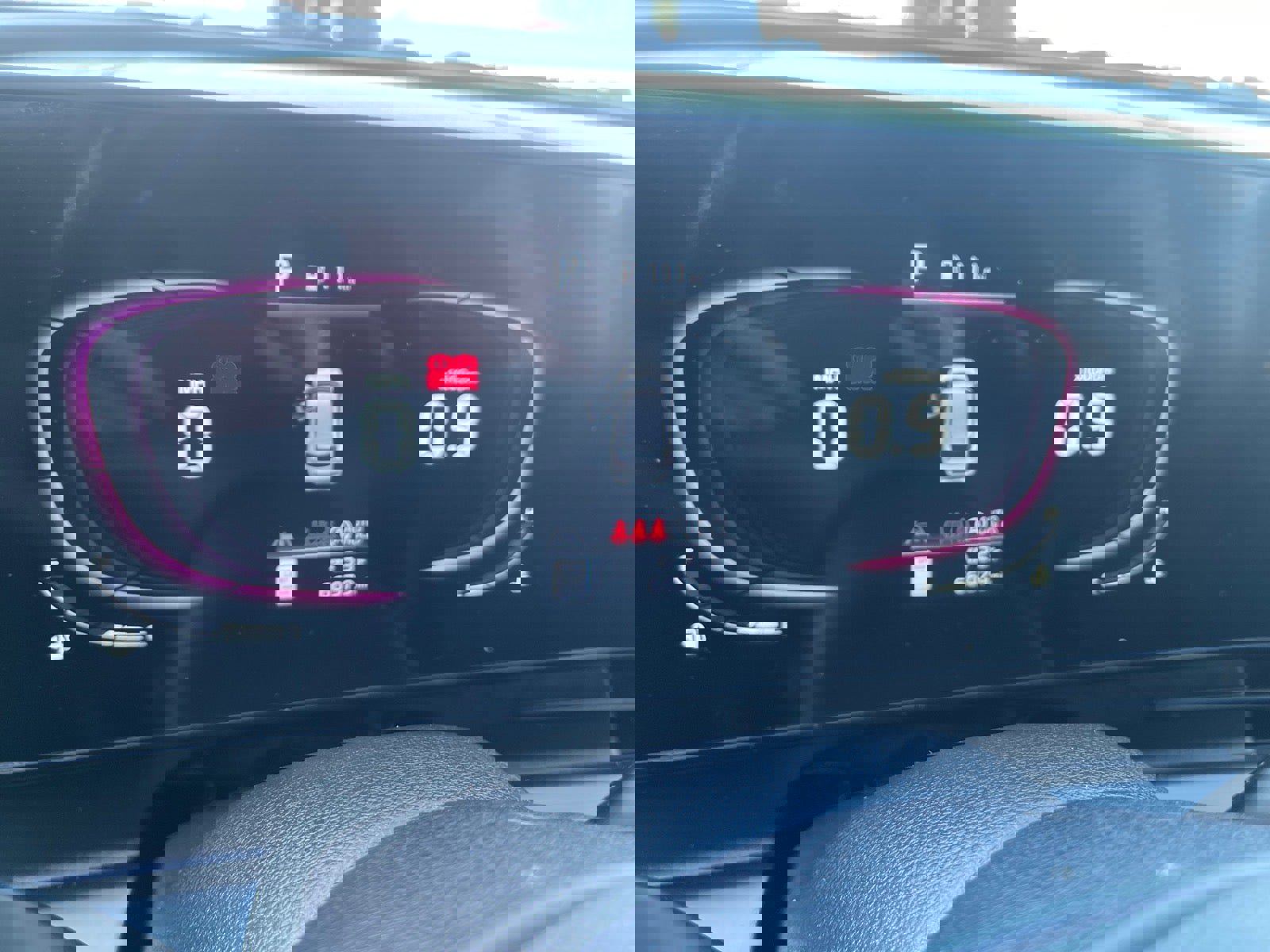 Used 2023 Kia Sportage EX image 11