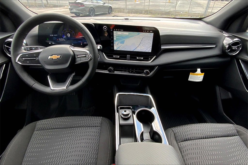 New 2026 Chevrolet Equinox LT image 6
