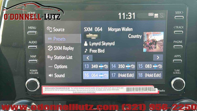 Used 2022 Toyota Highlander XLE FWD image 28