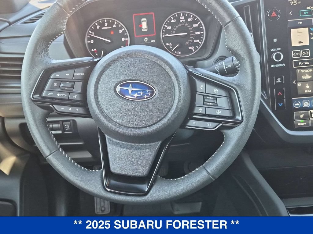Used 2025 Subaru Forester Premium AWD/4WD image 18
