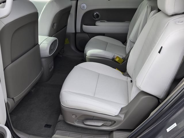 New 2027 Hyundai Palisade Limited FWD image 6