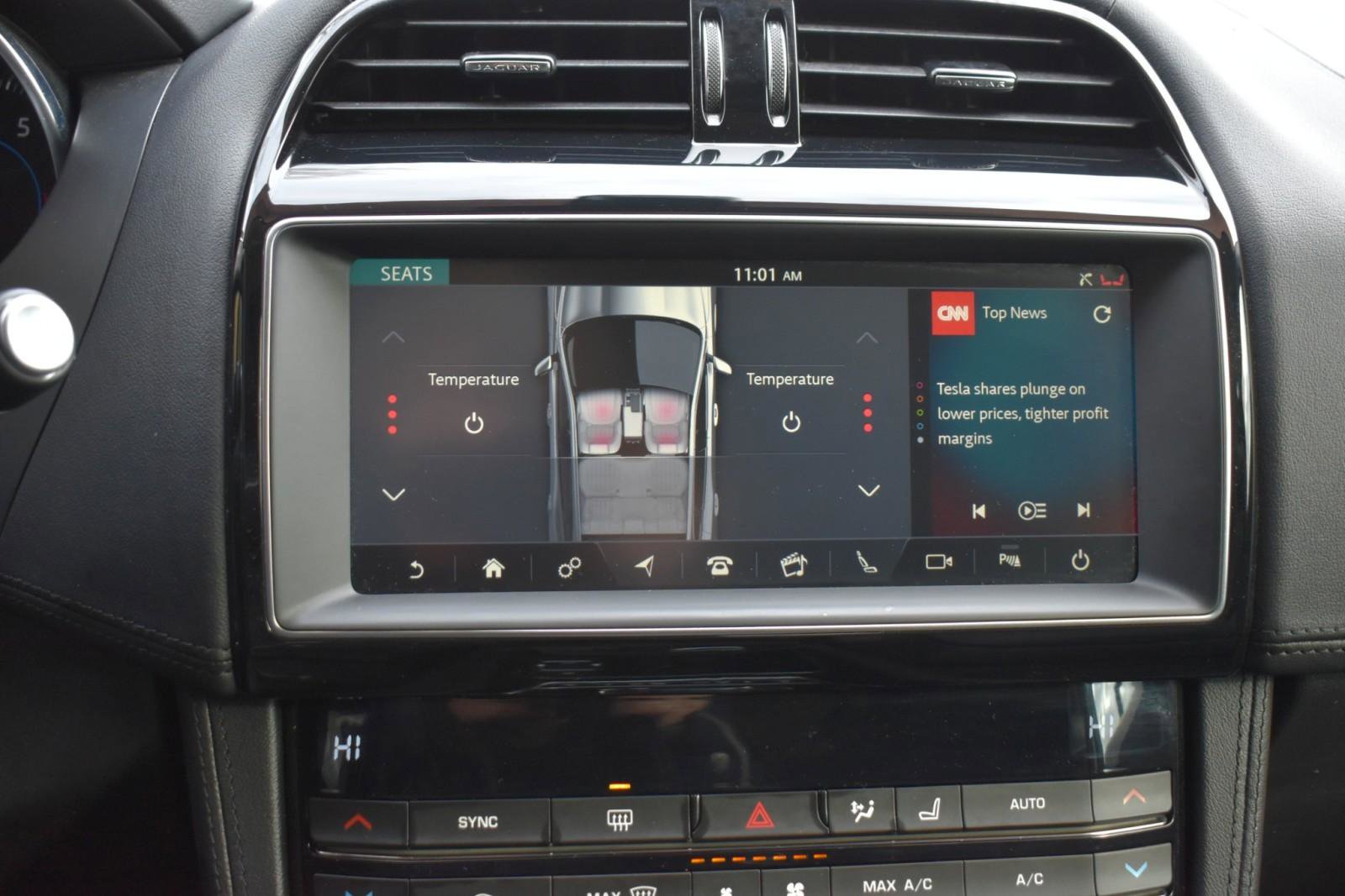 Used 2019 Jaguar F-PACE Prestige image 20