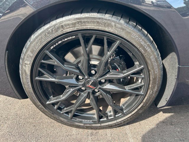 Used 2024 Chevrolet Corvette Stingray Preferred Conv w/ Z51 Performance Package RWD image 30