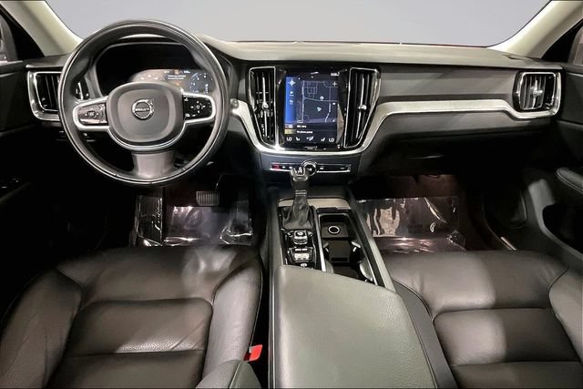 Certified 2021 Volvo V60 T5 Cross Country w/ Climate Package AWD/4WD image 18