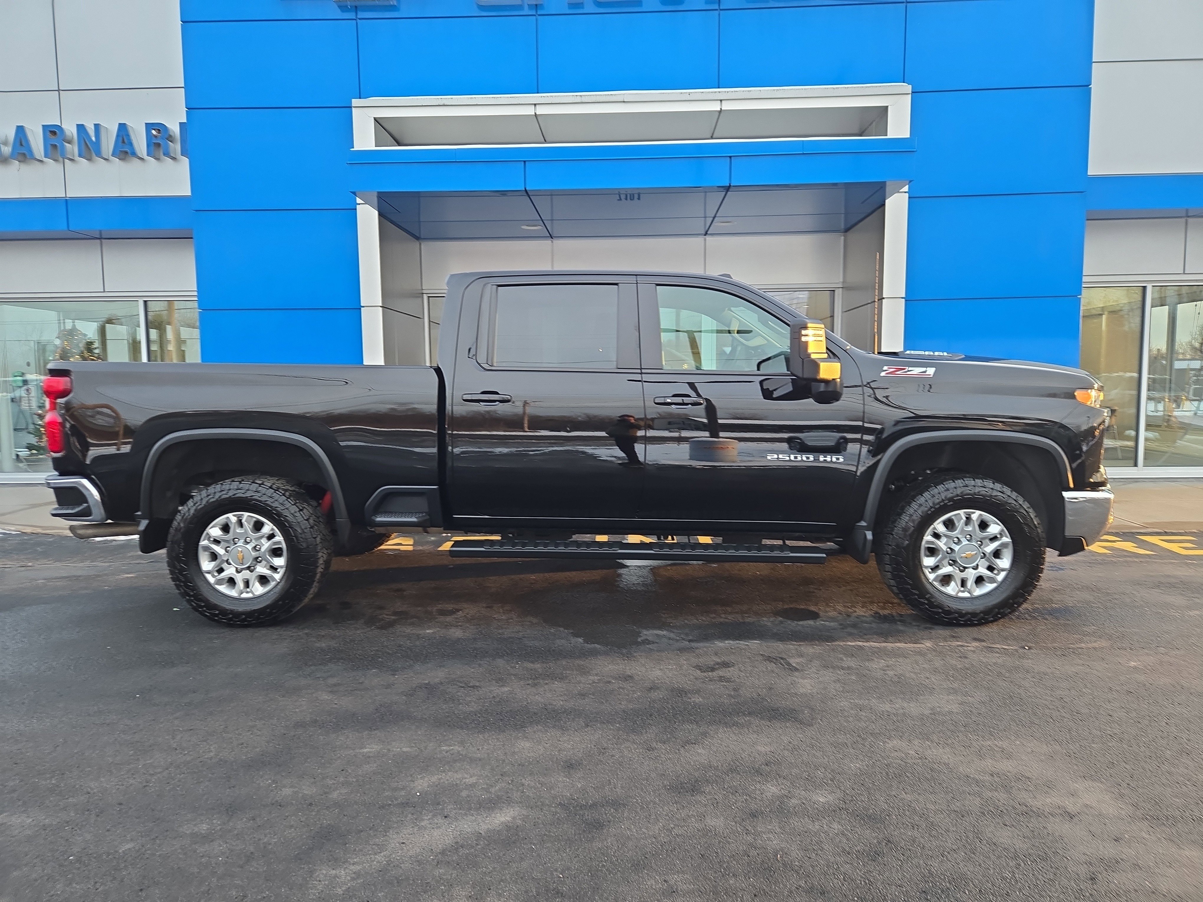 Used 2024 Chevrolet Silverado 2500 LT image 16