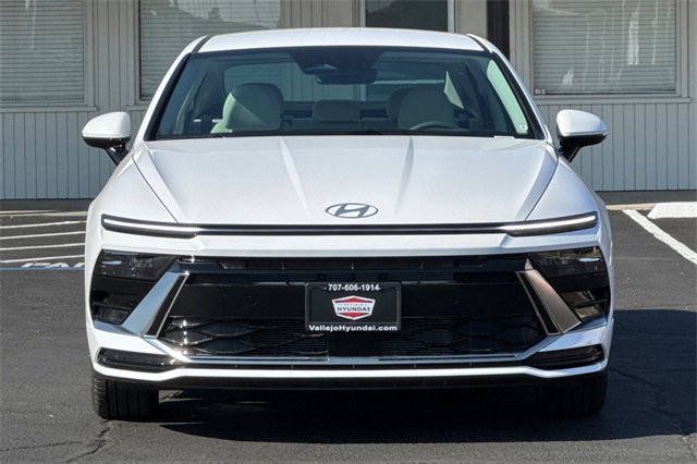 New 2026 Hyundai Sonata SEL image 3