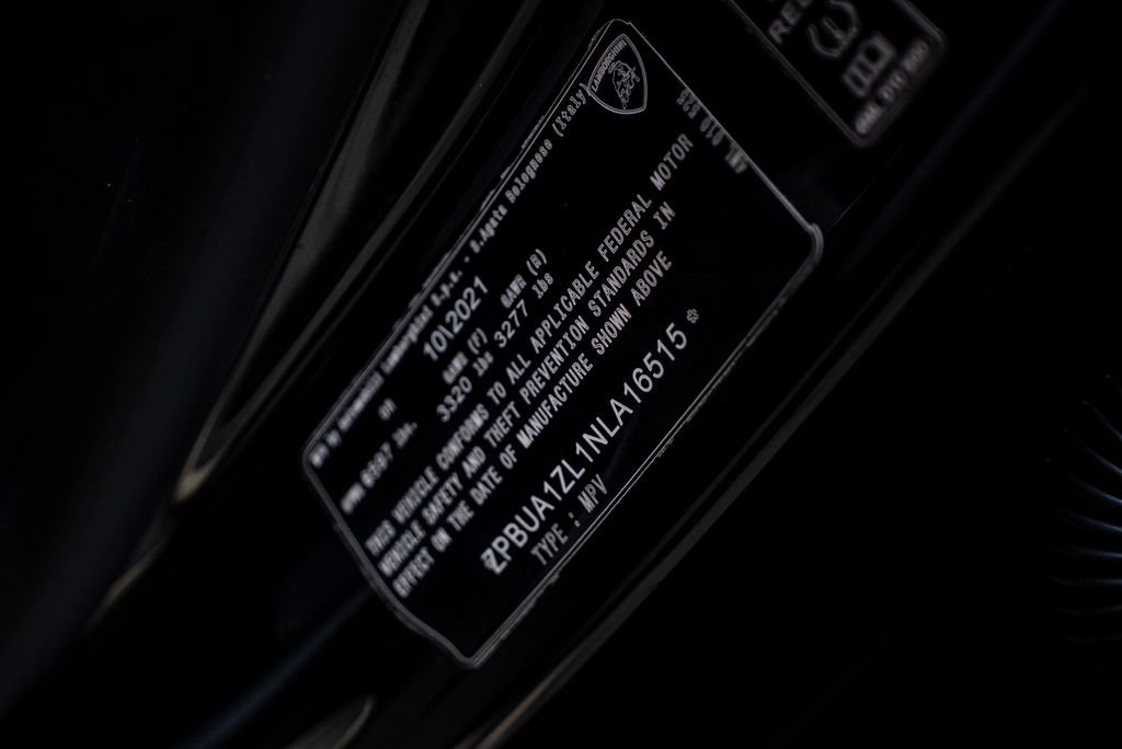 Used 2022 Lamborghini Urus AWD/4WD image 52