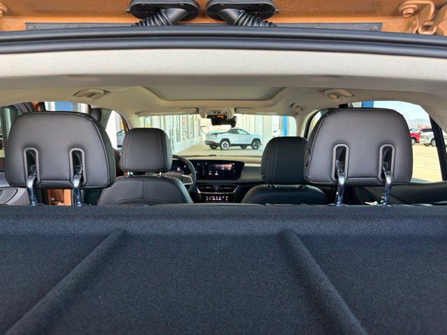 Used 2026 Buick Encore GX Avenir w/ Avenir Technology Package FWD image 31