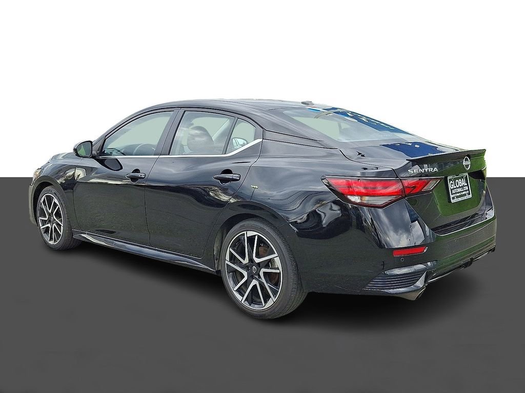 Used 2025 Nissan Sentra SR FWD image 5