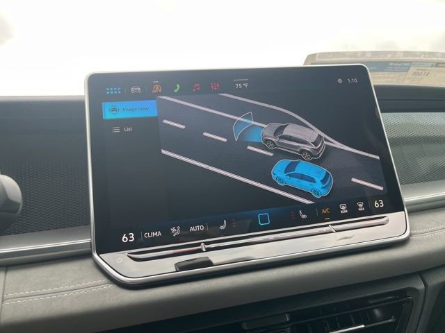 New 2026 Volkswagen Tiguan SE image 17