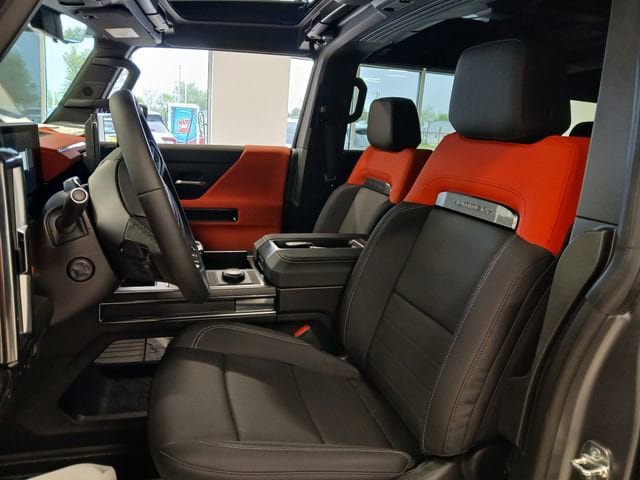 New 2026 GMC Hummer EV 3X w/ Carbon Fiber Edition Package AWD/4WD image 10