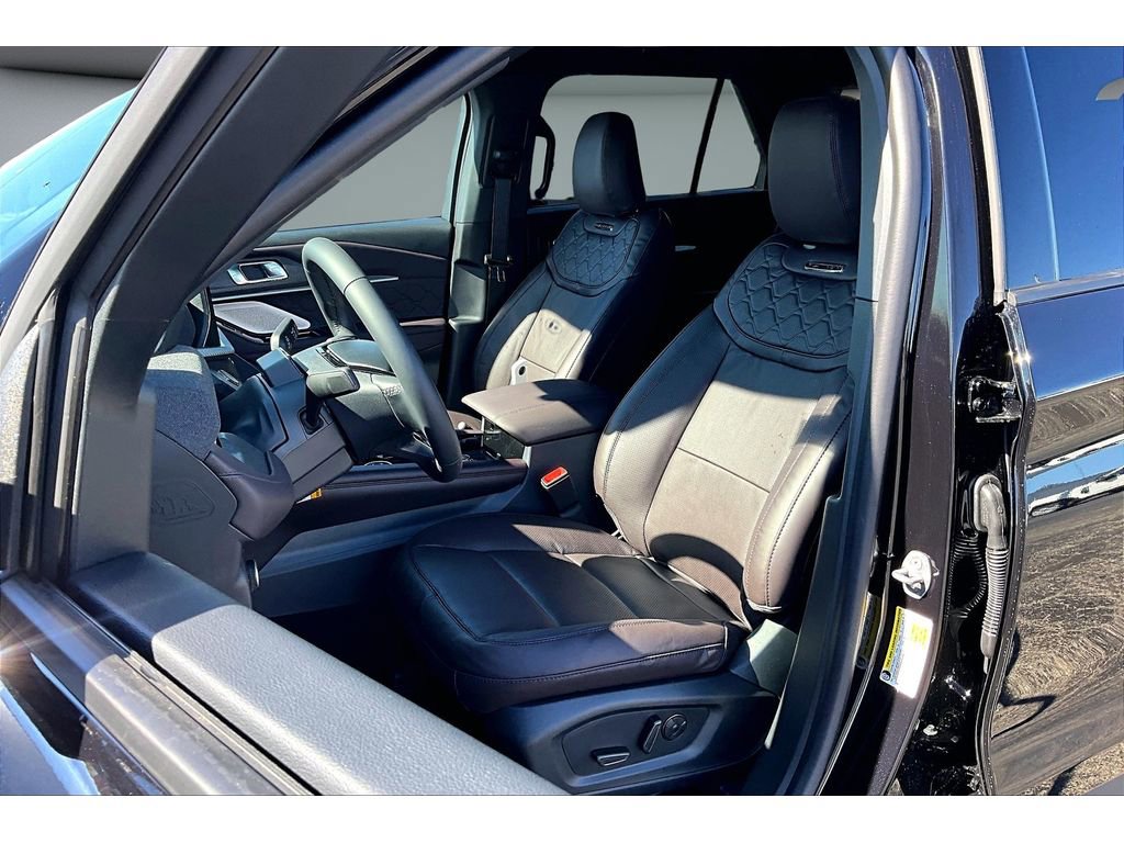 New 2026 Ford Explorer Platinum w/ LUX Leather Package image 40