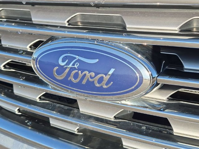 Used 2020 Ford Edge SEL w/ Convenience Package AWD/4WD image 9