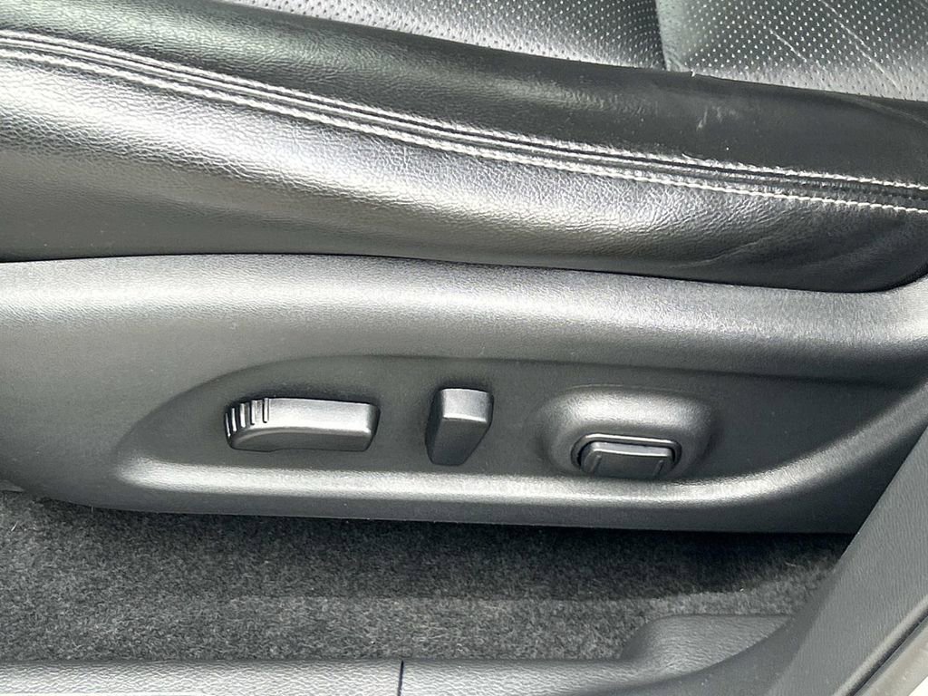 Used 2018 Nissan Murano SL w/ Moonroof Package FWD image 18