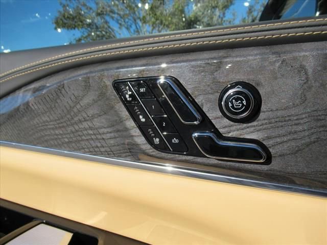 New 2025 Cadillac Escalade IQ Luxury 2 image 26