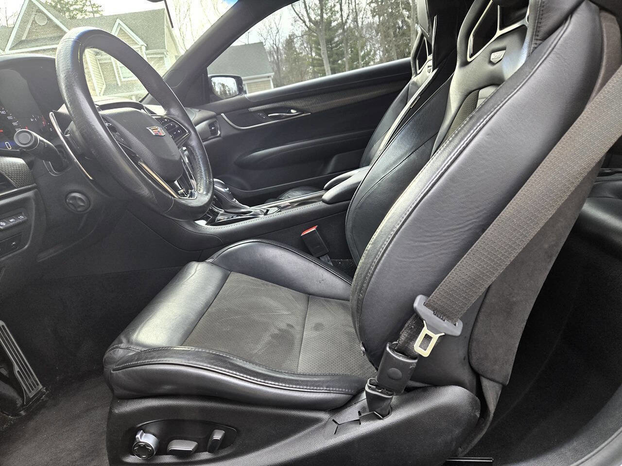 Used 2016 Cadillac ATS V Coupe w/ Carbon Fiber Package RWD image 29