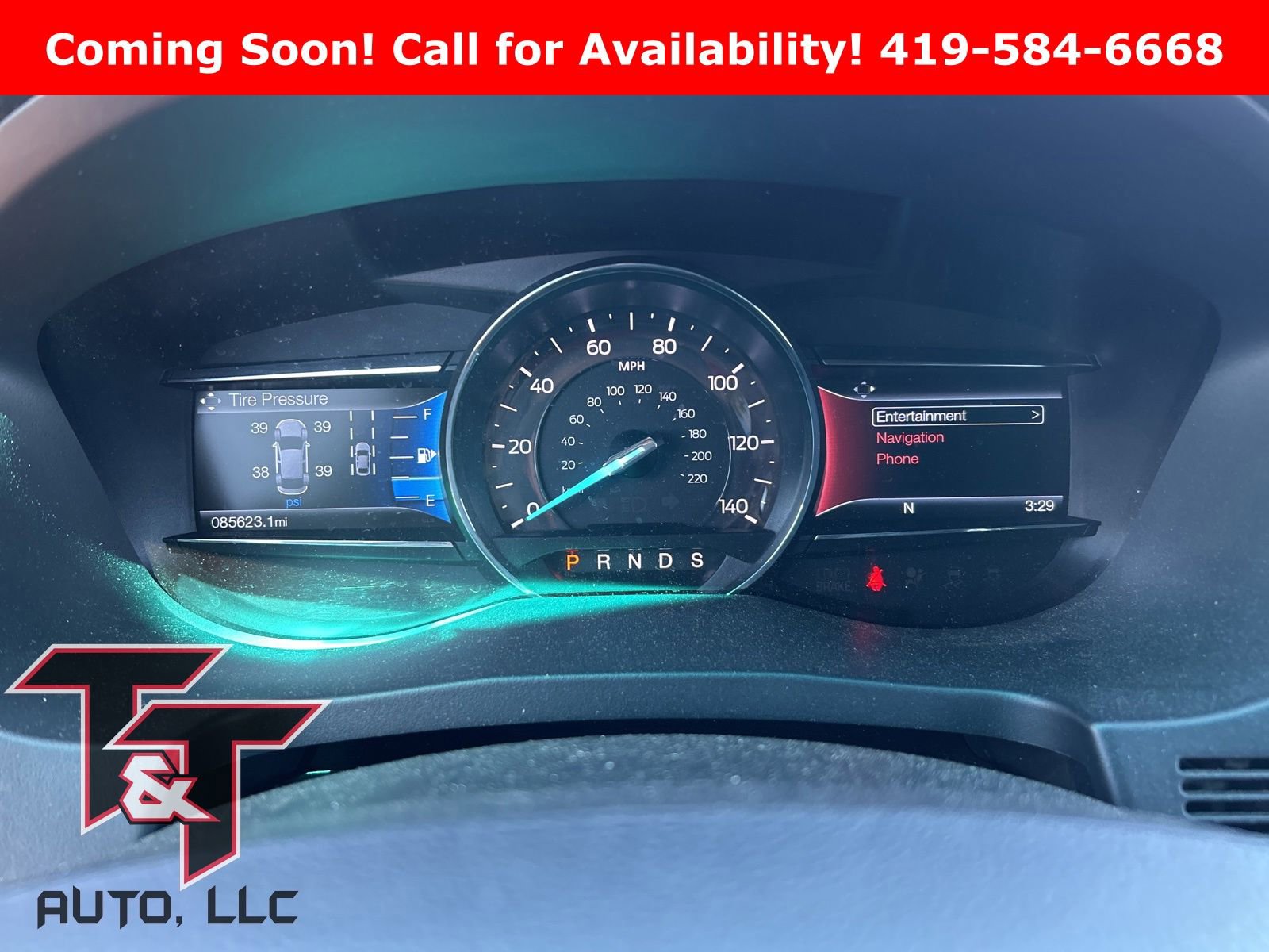 Used 2016 Ford Explorer Limited w/ Equipment Group 301A AWD/4WD image 10