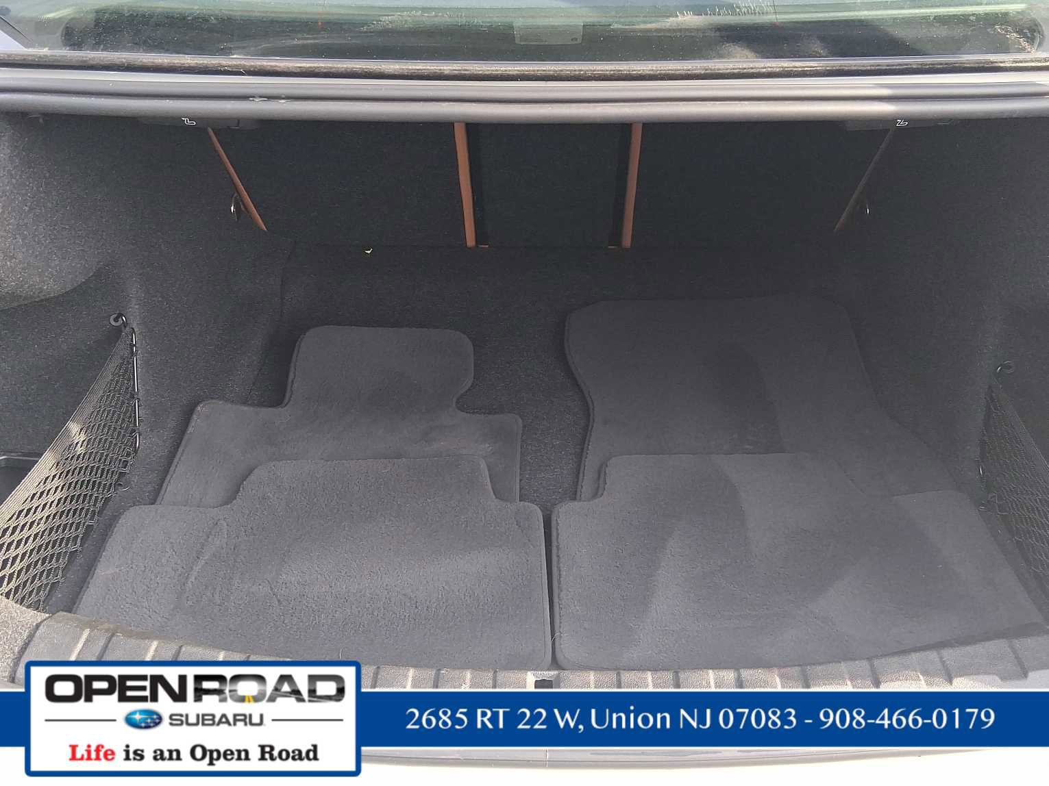 Used 2020 BMW 330i xDrive Sedan w/ Premium Package image 9