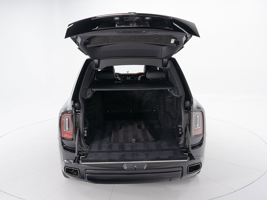 Certified 2023 Rolls-Royce Cullinan Black Badge w/ Driver's Package image 51