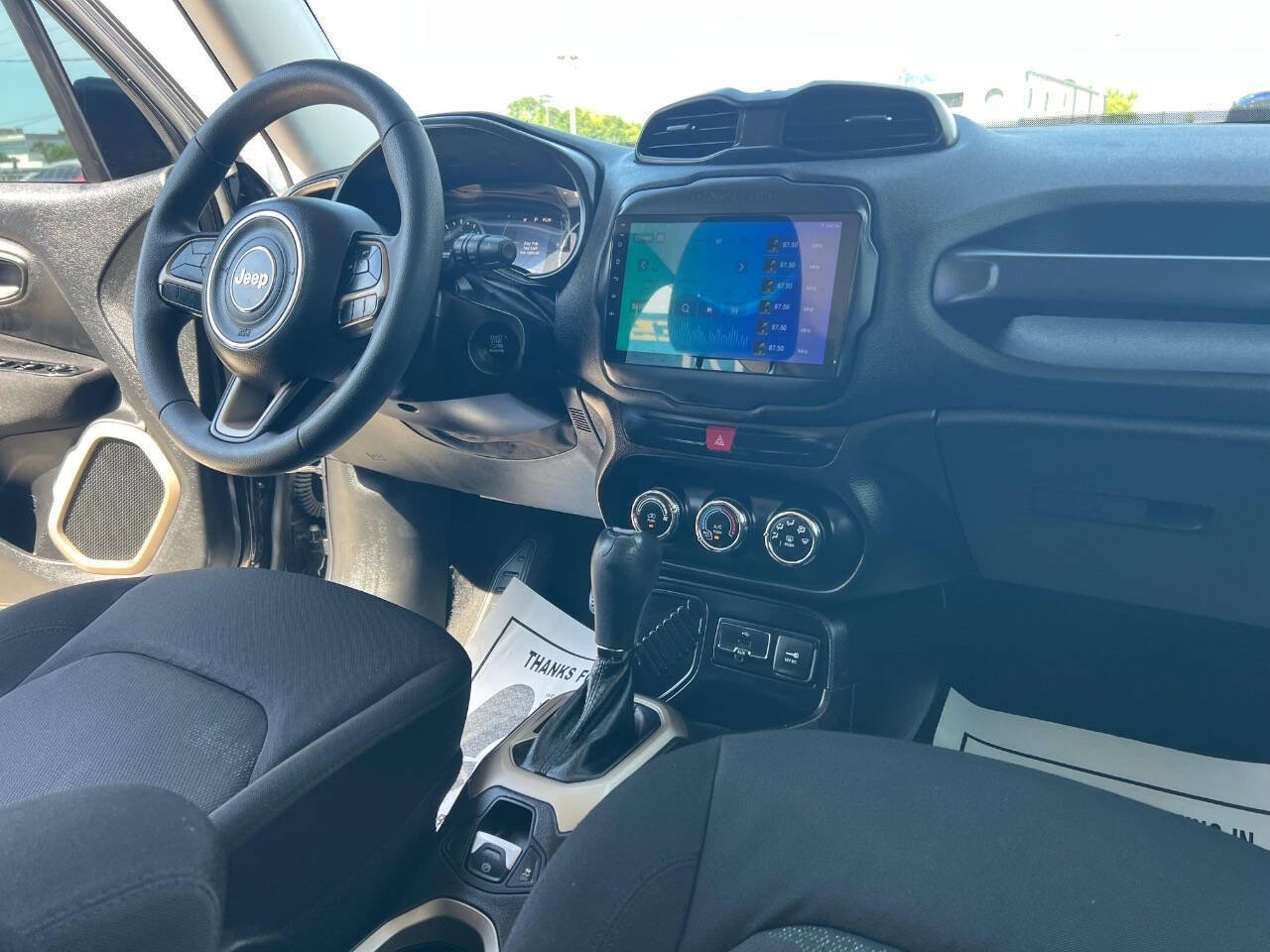 Used 2016 Jeep Renegade Sport w/ Power & Air Group FWD image 11