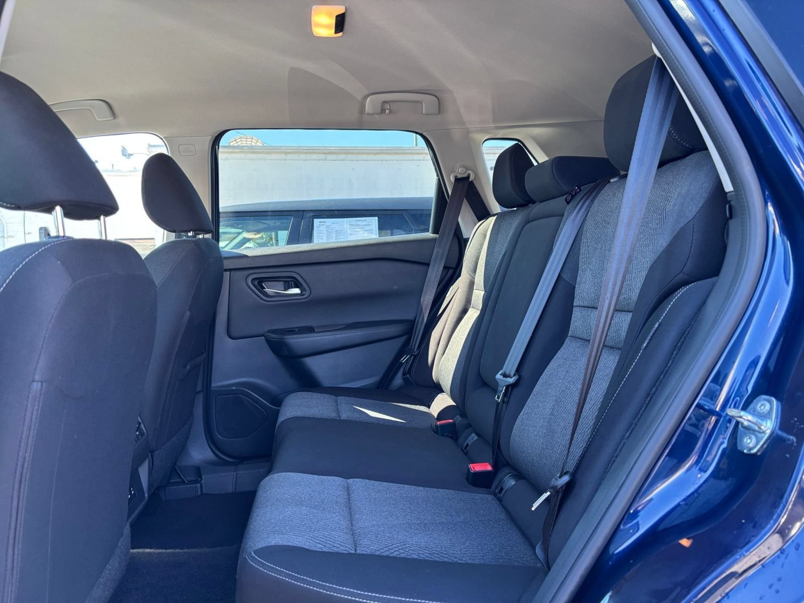 Used 2025 Nissan Rogue SV AWD/4WD image 27