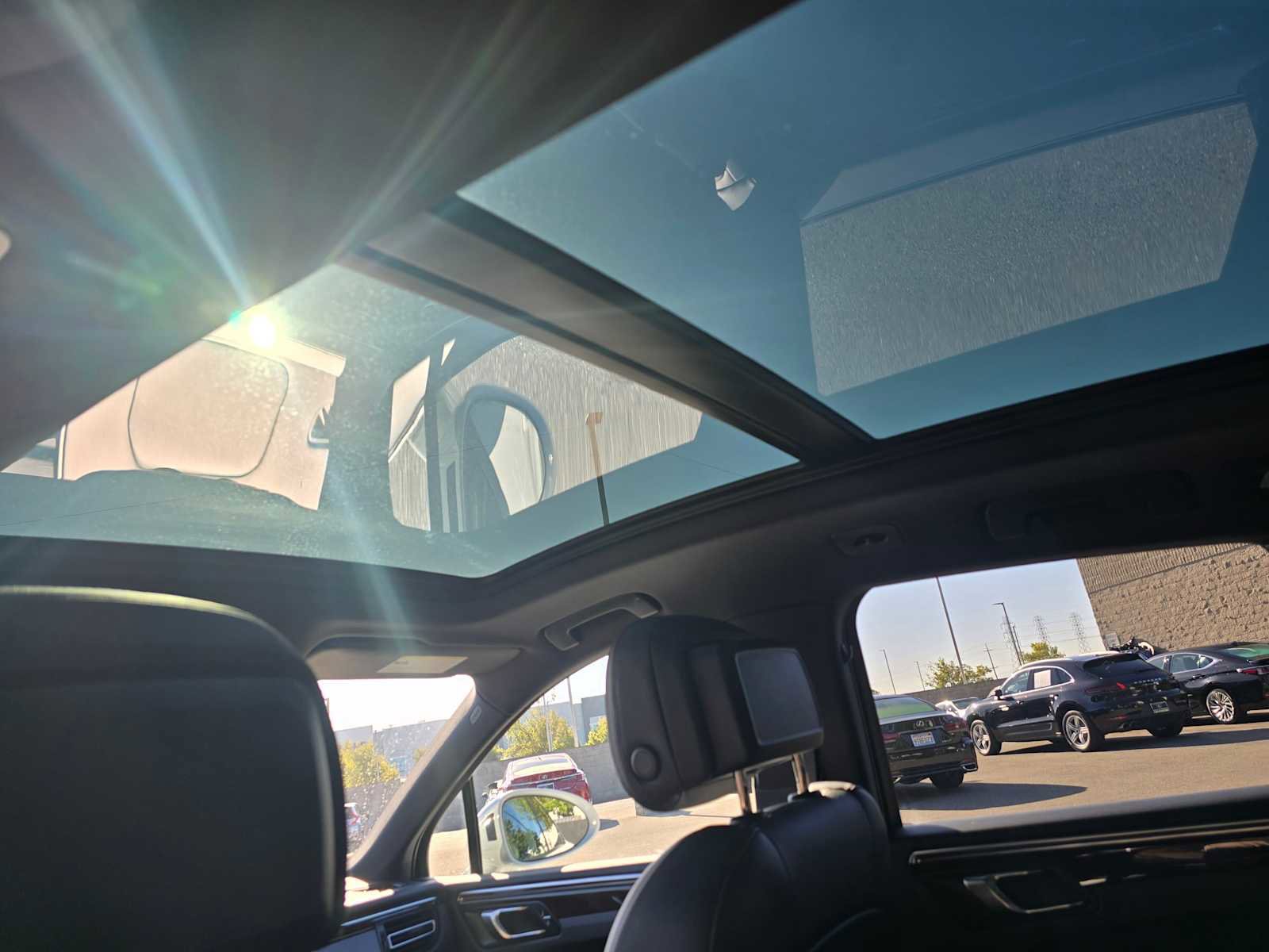 Used 2022 Porsche Macan image 21