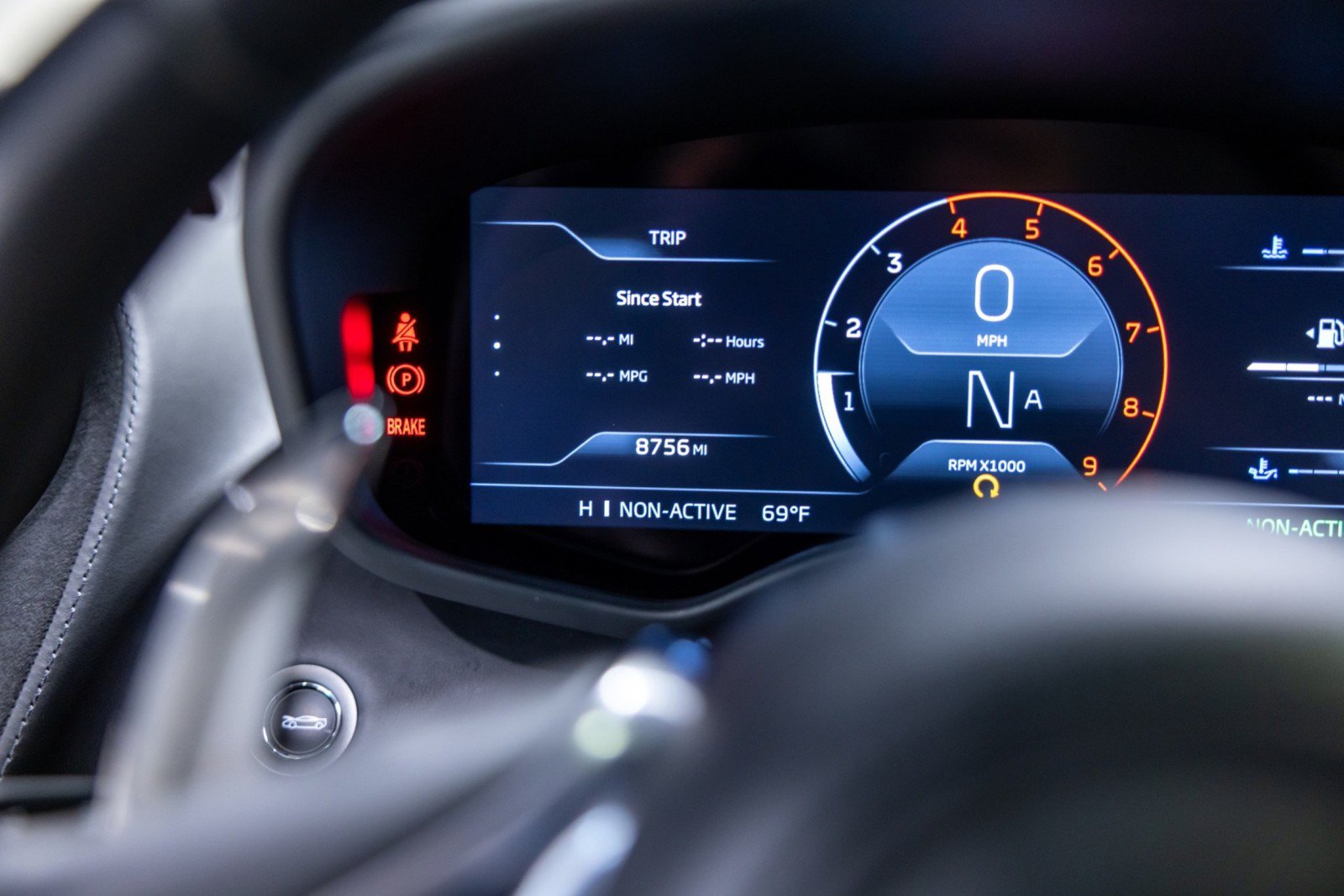 Used 2022 McLaren GT RWD image 36