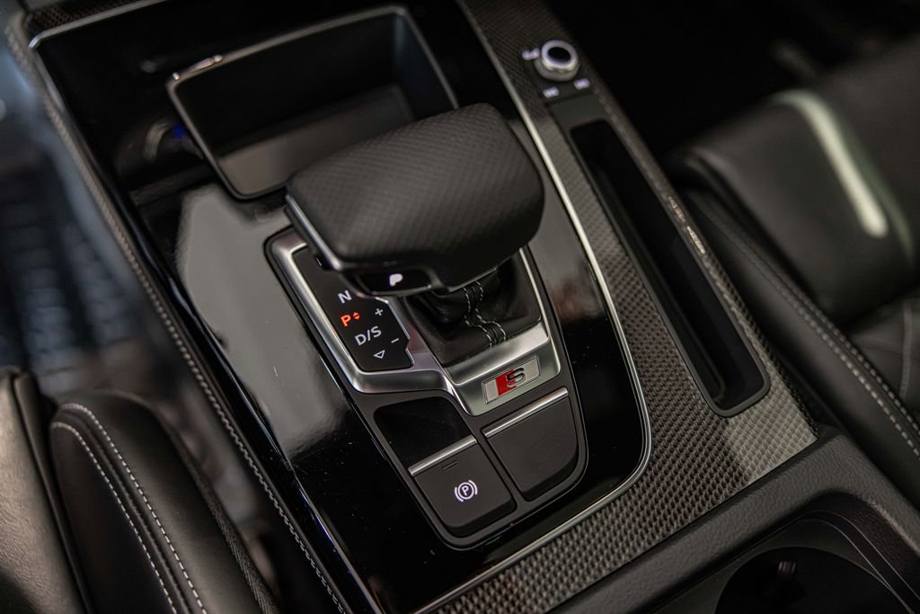 Used 2025 Audi SQ5 Premium Plus w/ Premium Plus Package image 32