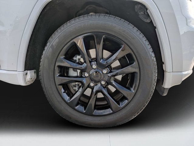 Used 2022 Jeep Grand Cherokee Laredo X RWD image 10