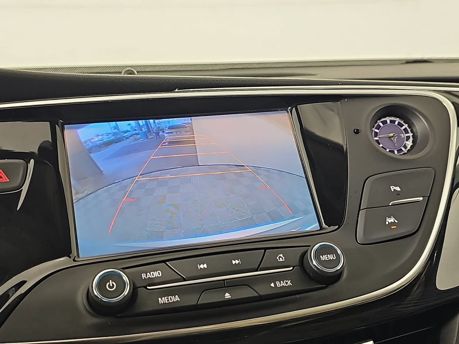 Used 2016 Buick Envision Premium AWD/4WD image 23