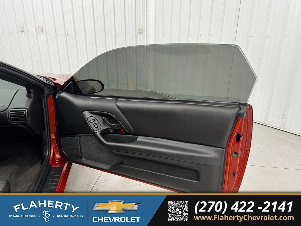 Used 2002 Chevrolet Camaro Z28 w/ SS Performance/Appearance Pkg image 10