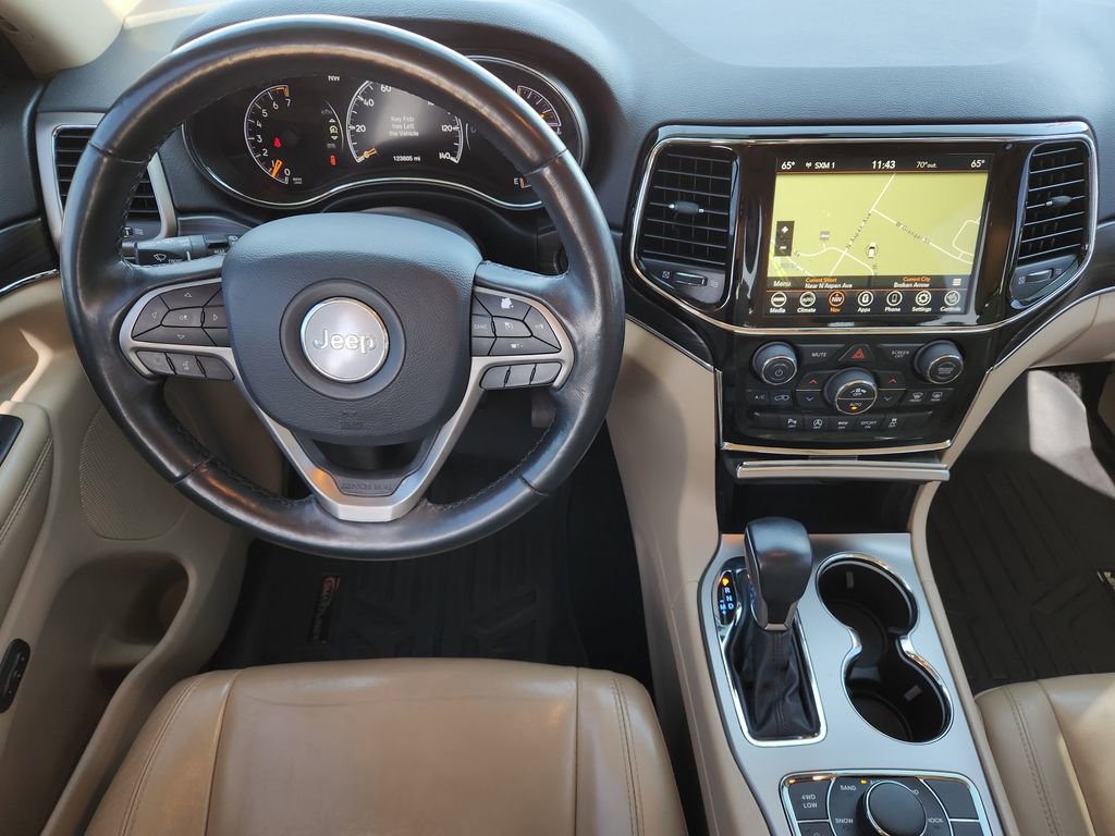 Used 2020 Jeep Grand Cherokee Limited w/ Premium Lighting Group AWD/4WD image 34