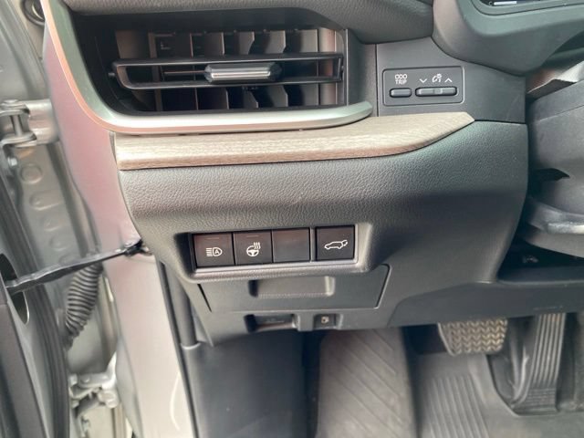 Certified 2024 Toyota Grand Highlander AWD image 15