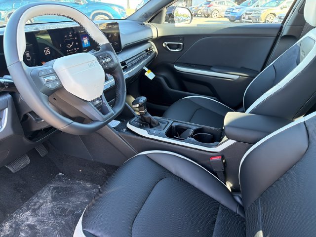 New 2027 Kia K4 GT-Line FWD image 17