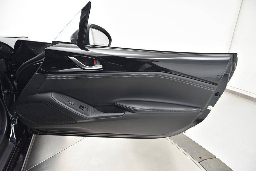 New 2026 MAZDA MX-5 Miata Grand Touring w/ Weather Package RWD image 39