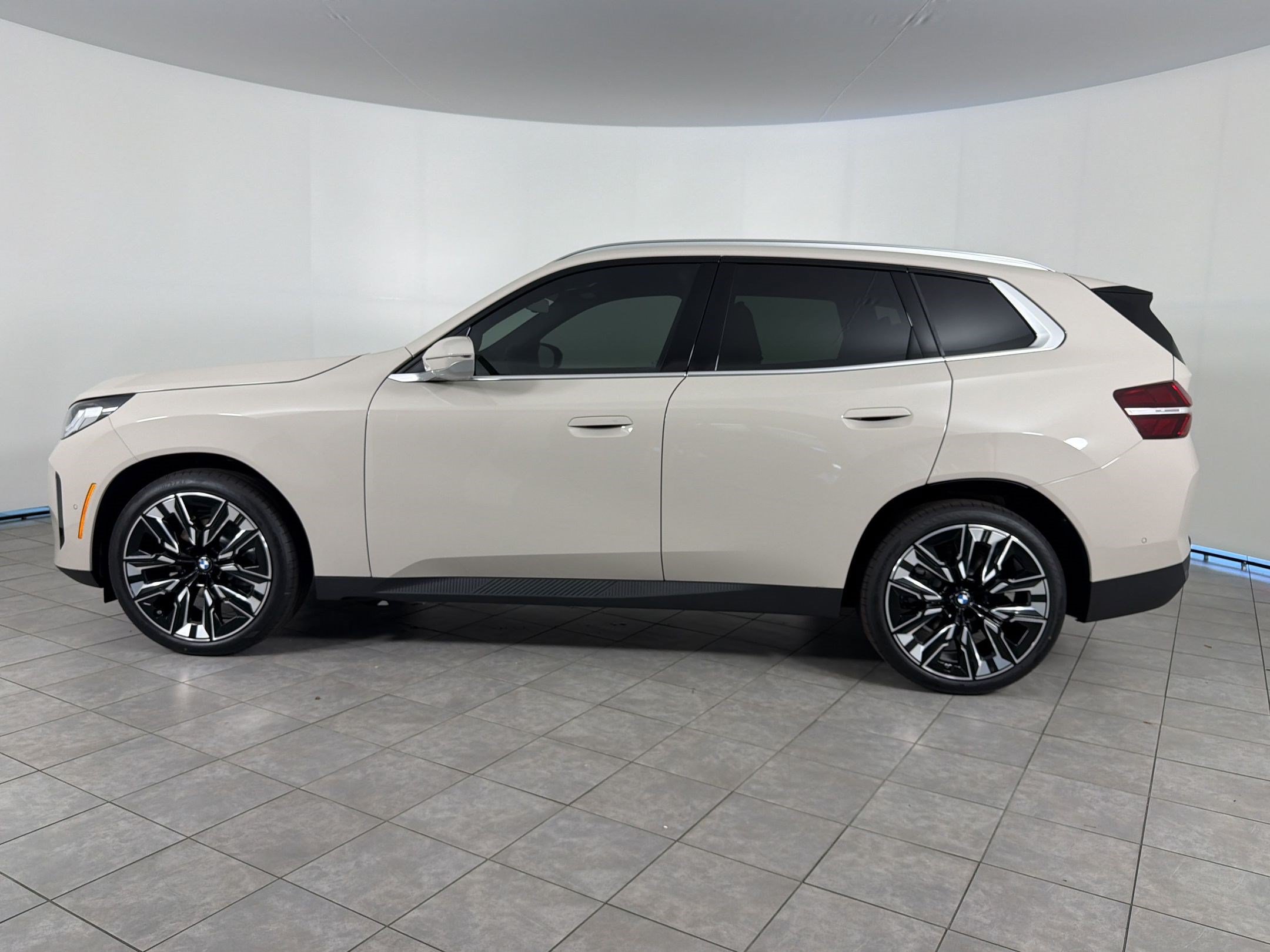 New 2026 BMW X3 xDrive30i w/ Convenience Package AWD/4WD image 2