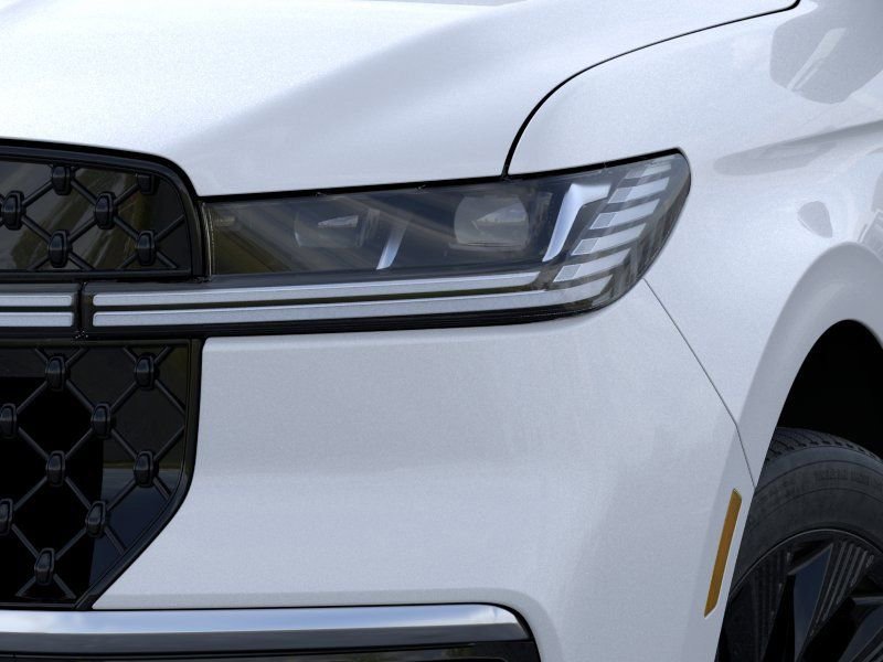 New 2026 Lincoln Navigator L Reserve AWD/4WD image 19