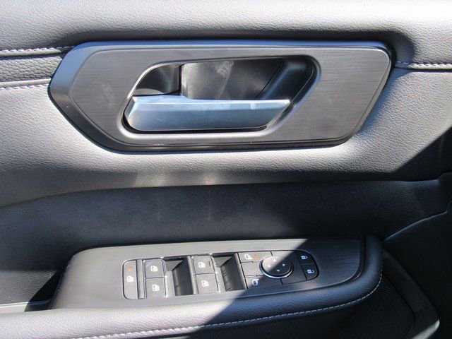 New 2026 Nissan Armada SV image 14