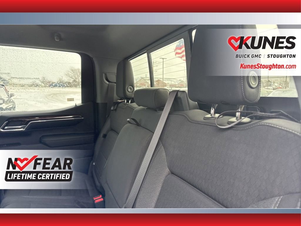 Used 2023 GMC Sierra 1500 Elevation w/ Preferred Package image 32
