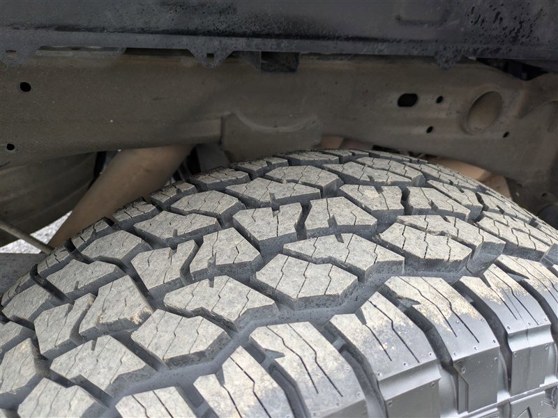 Used 2024 Chevrolet Silverado 2500 Custom w/ Custom Value Package image 12