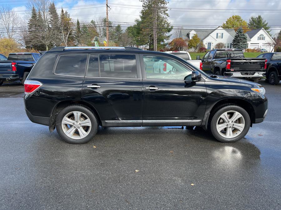 Used 2013 Toyota Highlander Limited image 2