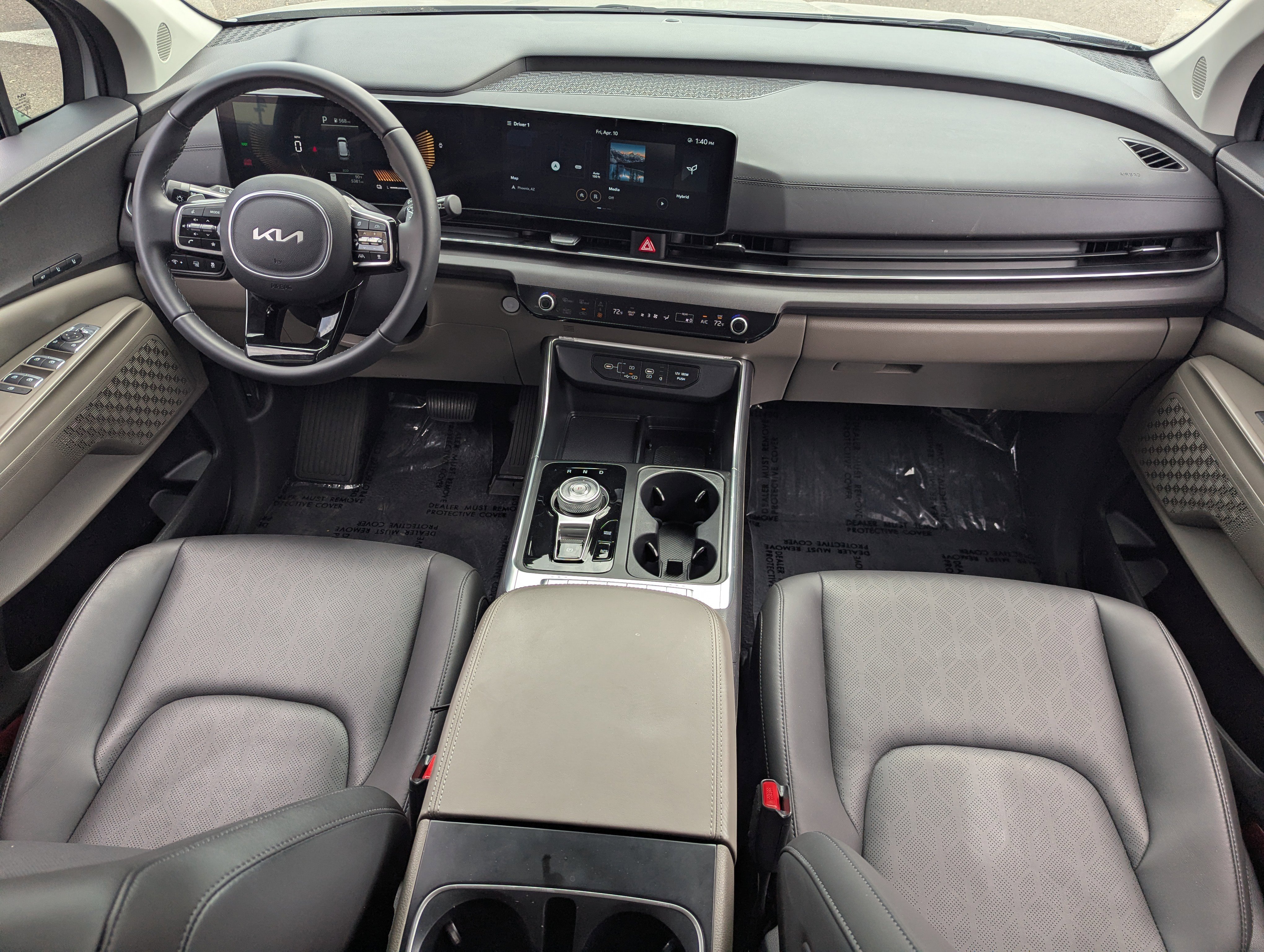 Certified 2025 Kia Carnival EX image 12