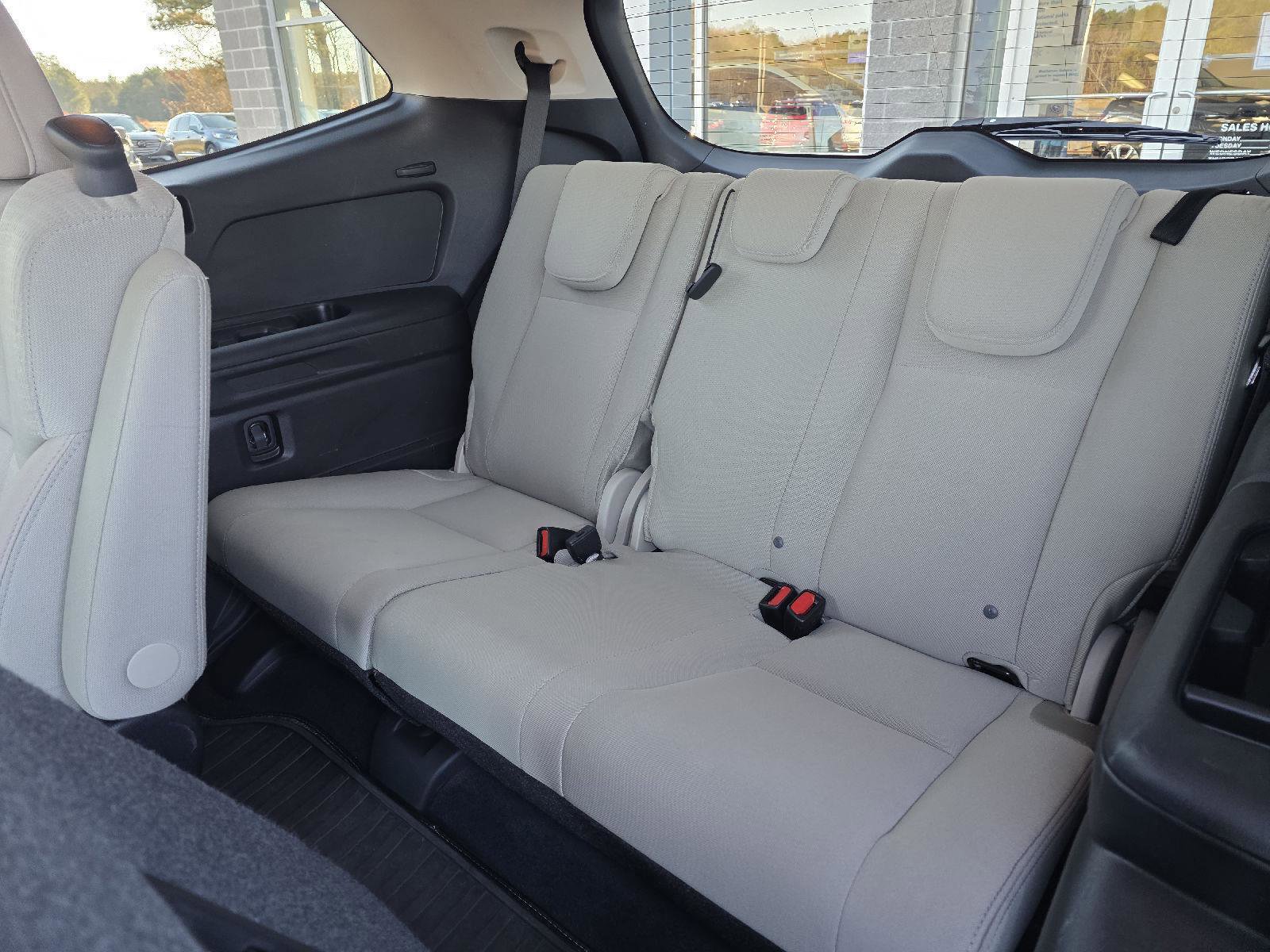 Used 2021 Subaru Ascent Premium w/ Convenience Package image 13