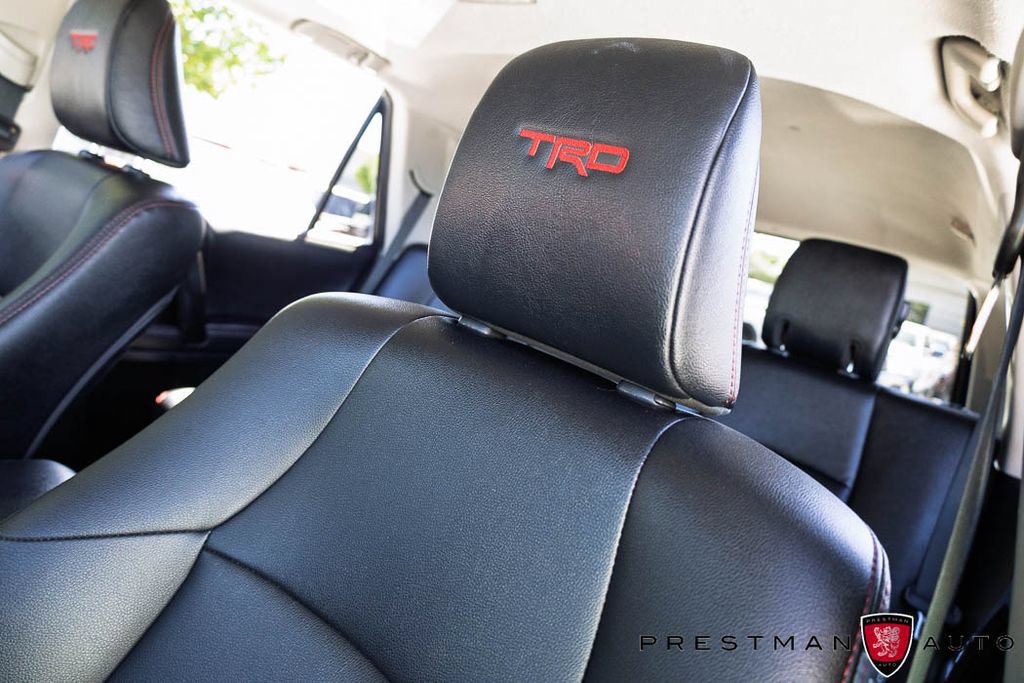 Used 2022 Toyota 4Runner TRD Off-Road Premium w/ Moonroof Package AWD/4WD image 24