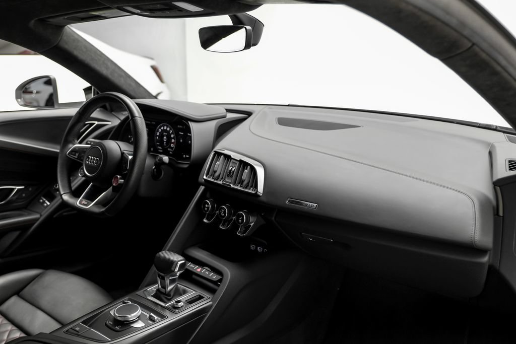 Used 2021 Audi R8 V10 RWD image 19