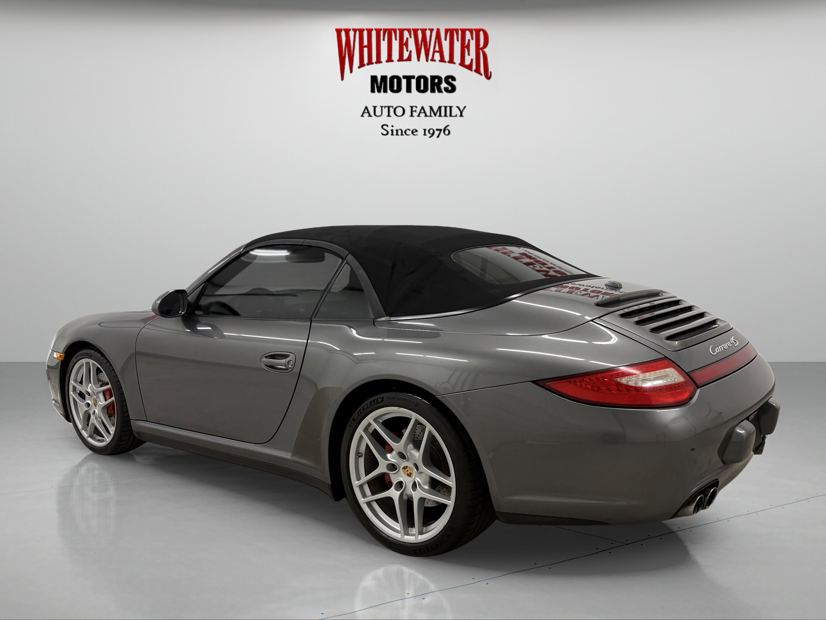 Used 2009 Porsche 911 Carrera S image 4