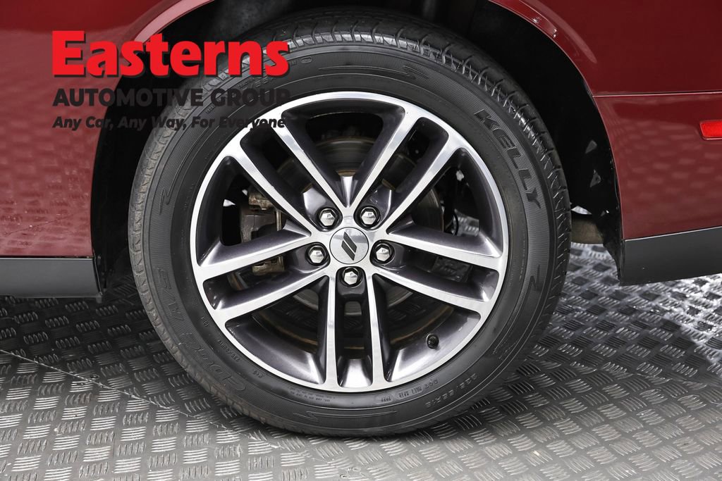 Used 2019 Dodge Challenger SXT AWD/4WD image 20
