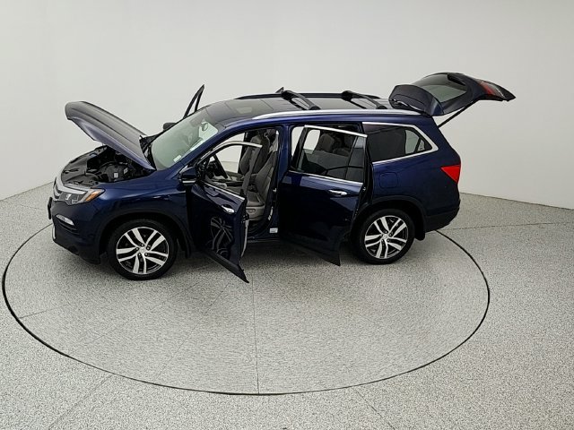 Used 2017 Honda Pilot Elite image 39