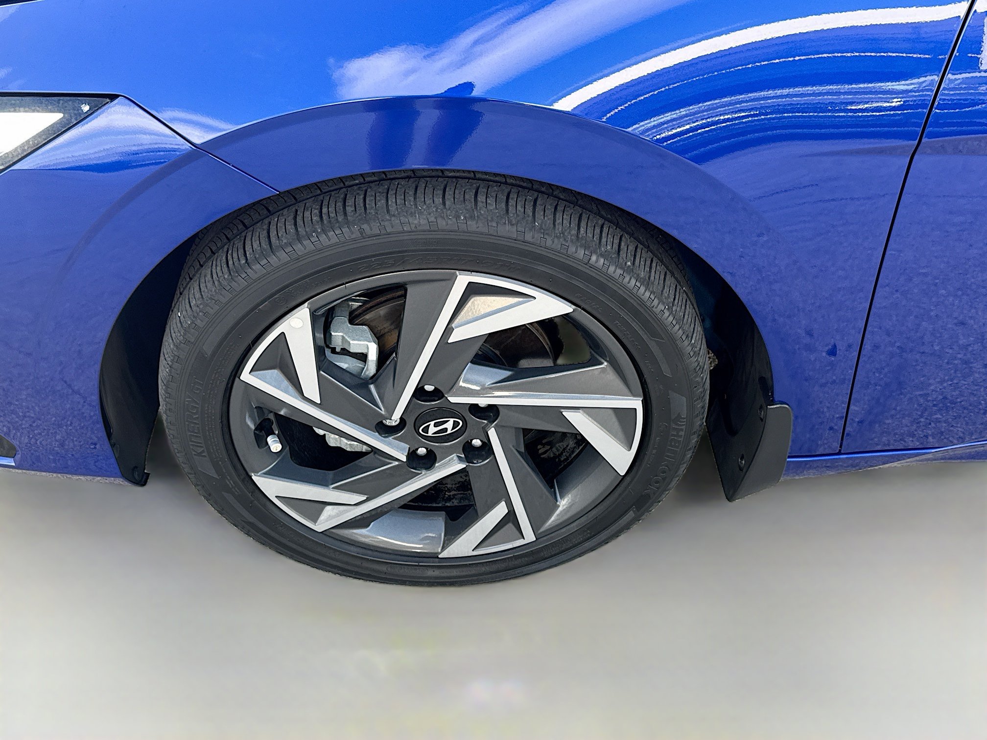 Used 2024 Hyundai Elantra Limited FWD image 33